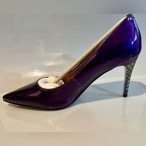 Pearlized patent pumps | size 7